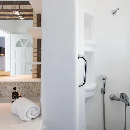 Naxian Riviera Exclusive Seafront Suites, Junior Agios Prokopios (Naxos)